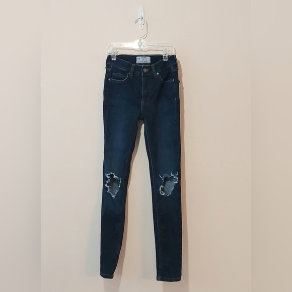 Free People Skinny Busted Jeans Dark Denim Wash - Picture 1 of 13
